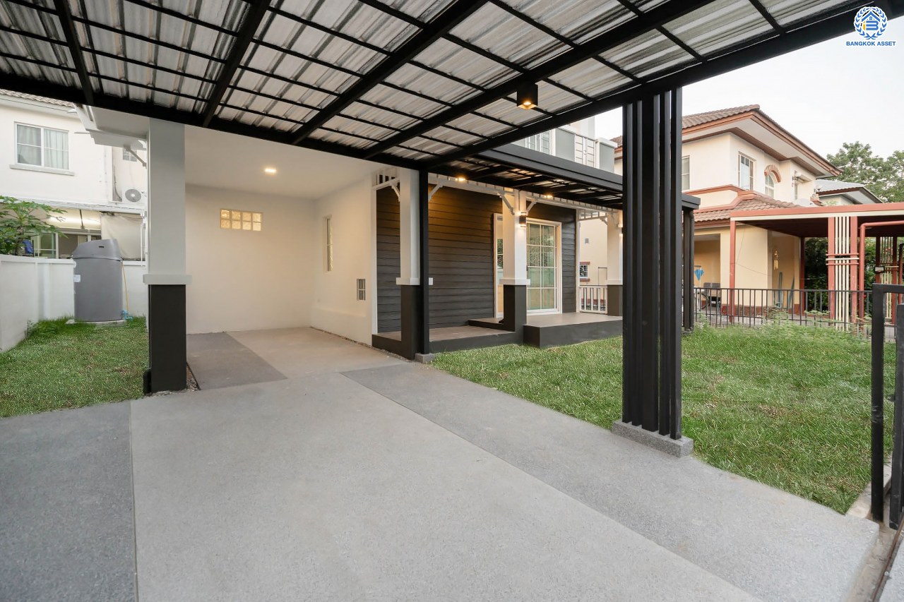 บ้านมือสองตกแต่งใหม่ โครงการ ชลลดา วัดลาดปลาดุก คุณภาพระดับ L&H บนเนื้อที่ 53.5 ตร.ว. ฟังก์ชัน 3 ห้องนอน 2 ห้องน้ำ 2 ที่จอดรถ บนทำเลศักยภาพ เพียง 15 นาทีถึง เซ็นทรัลเวสท์เกต ใกล้รถไฟฟ้าสายสีม่วง "สถานีคลองบางไผ่"